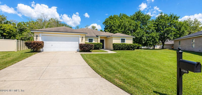 6369 Spring Hollow Ct, Jacksonville, FL 32218