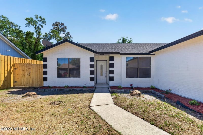 1380 High Plains Dr, Jacksonville, FL 32218