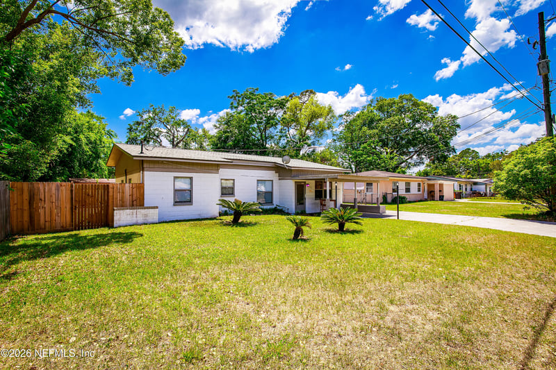 5242 Helm Ave, Jacksonville, FL 32244