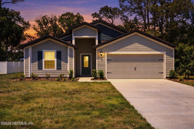 33 Pineapple Dr, Palm Coast, FL 32164