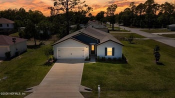 2 Prince Eric Ln, Palm Coast, FL 32164