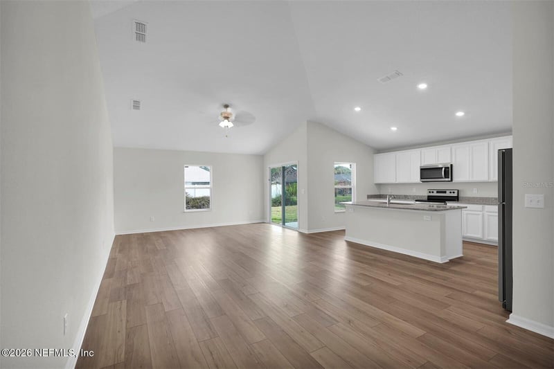 2 Prince Eric Ln, Palm Coast, FL 32164