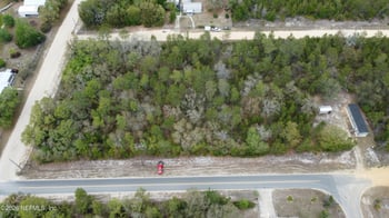 Wallace St, Interlachen, FL 32148