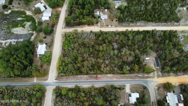 Wallace St, Interlachen, FL 32148