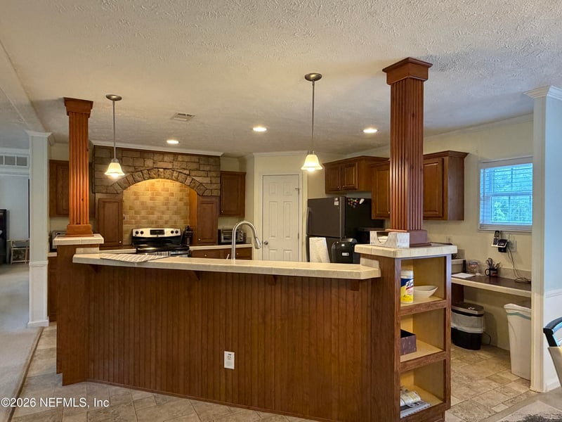 214 Baker Rd, Satsuma, FL 32189