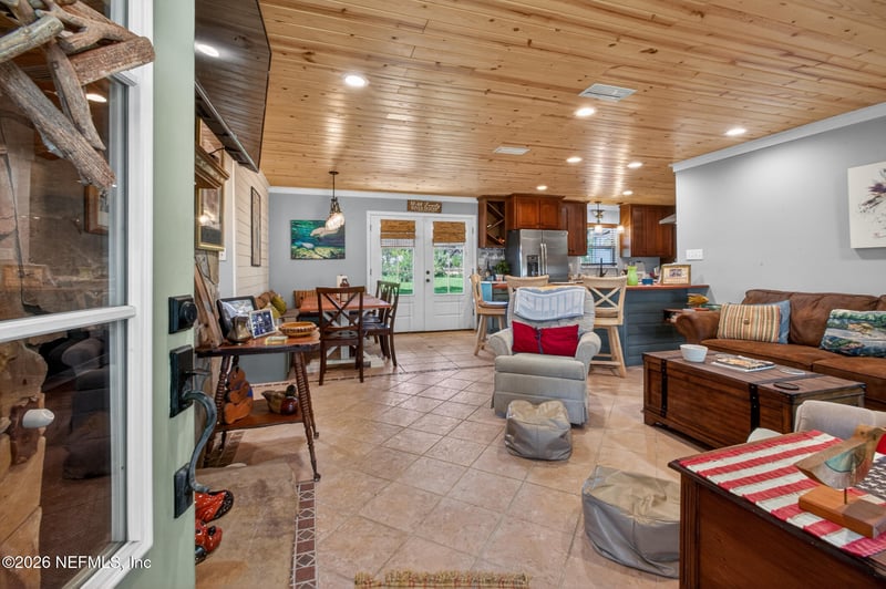 137 - 135 Riverside Dr, Satsuma, FL 32189