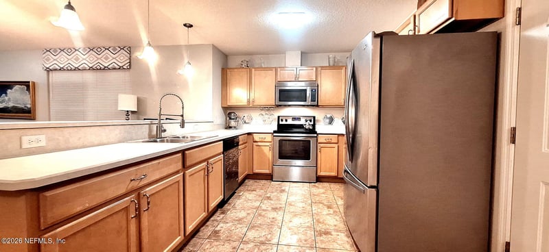 937 Avery St, St Augustine, FL 32084