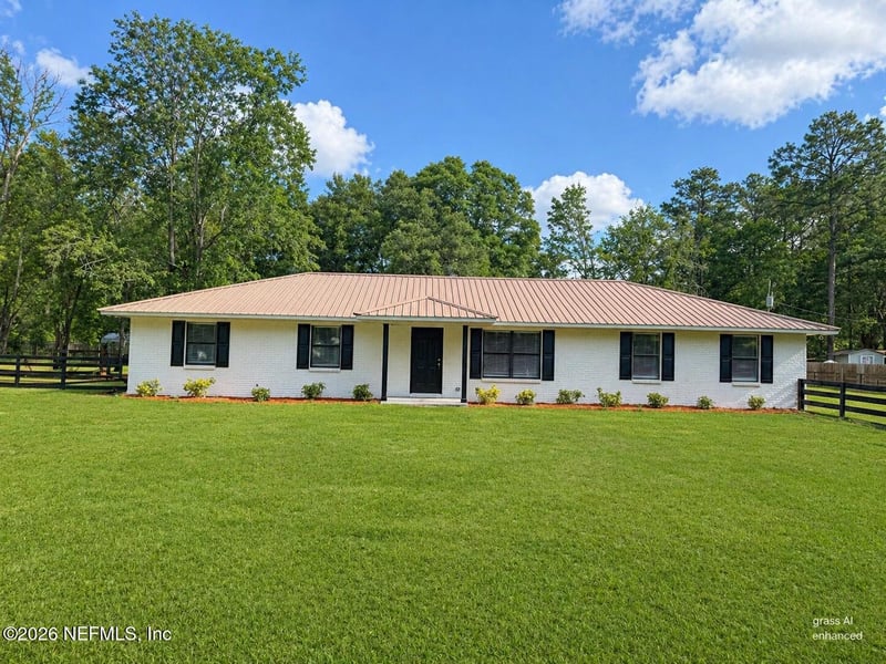 5826 Irvin St, Macclenny, FL 32063