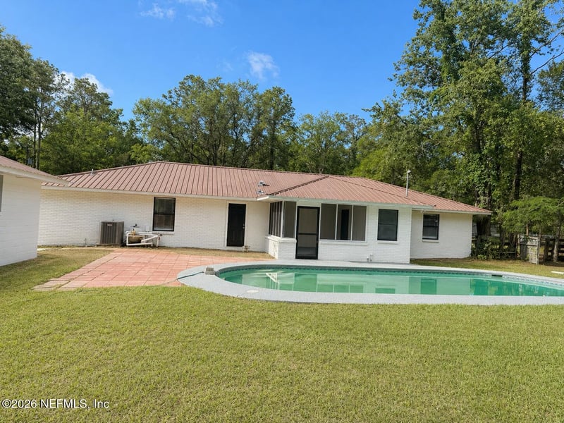 5826 Irvin St, Macclenny, FL 32063