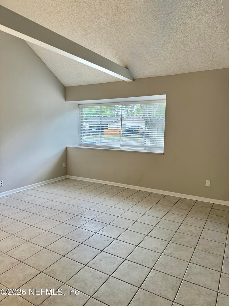 11598 West Ride Dr, Jacksonville, FL 32223