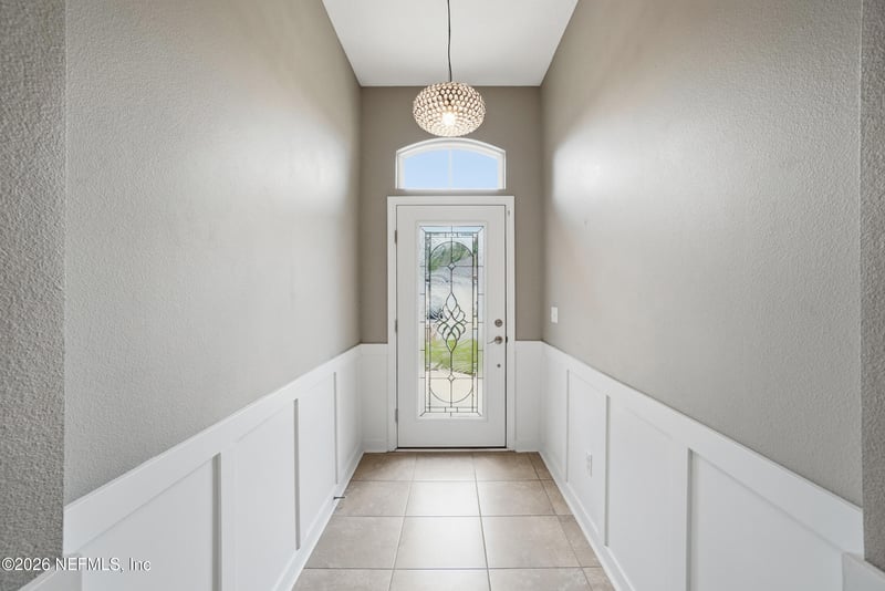 121 Lochnagar Mountain Dr, St Johns, FL 32259