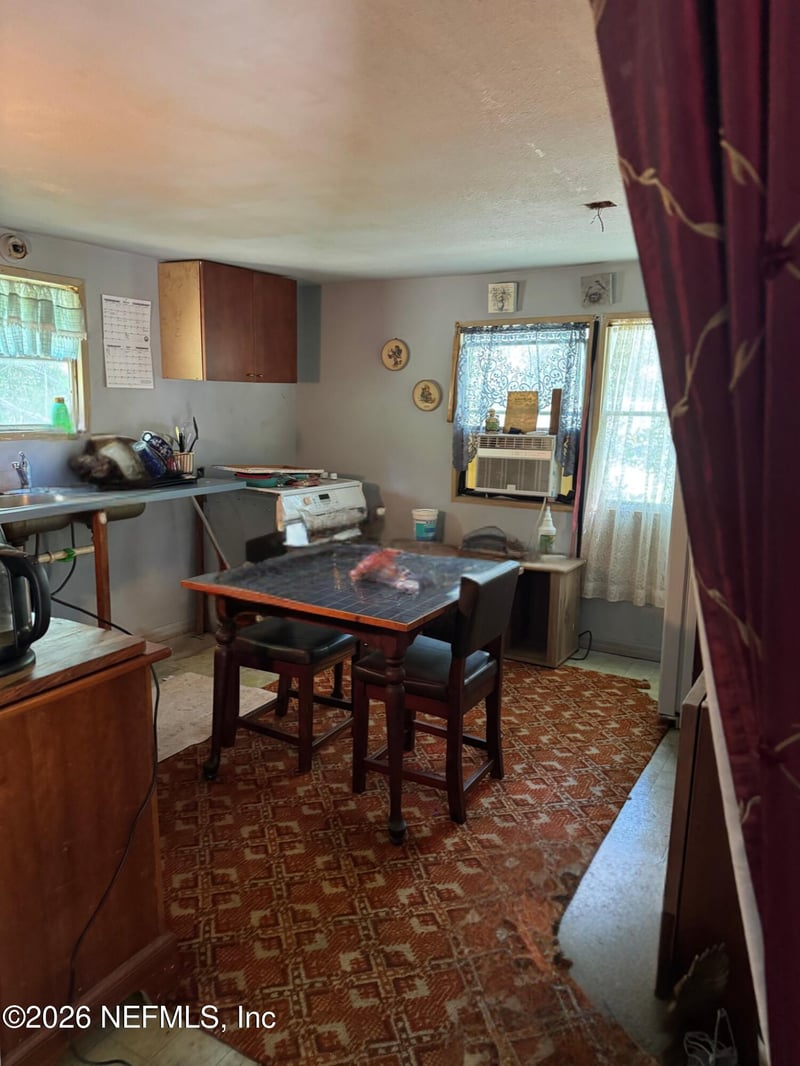 830 Johns Ave, Orange Park, FL 32065