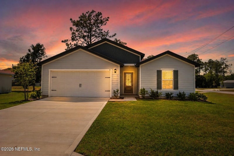2 Prince Eric Ln, Palm Coast, FL 32164
