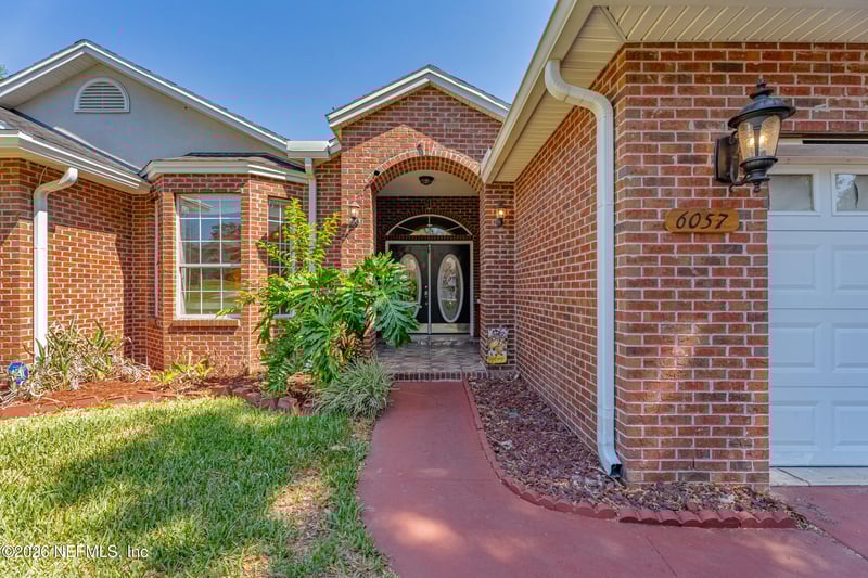 6057 Winding Bridge Dr, Jacksonville, FL 32277