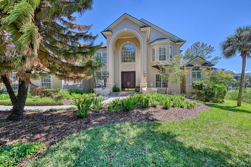 13656 Charter Ct, Jacksonville, FL 32225