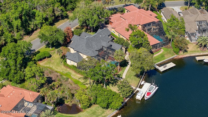 13656 Charter Ct, Jacksonville, FL 32225