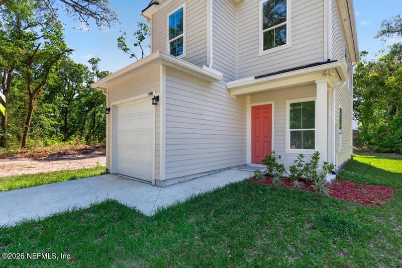 11082 Pine St, Jacksonville, FL 32218