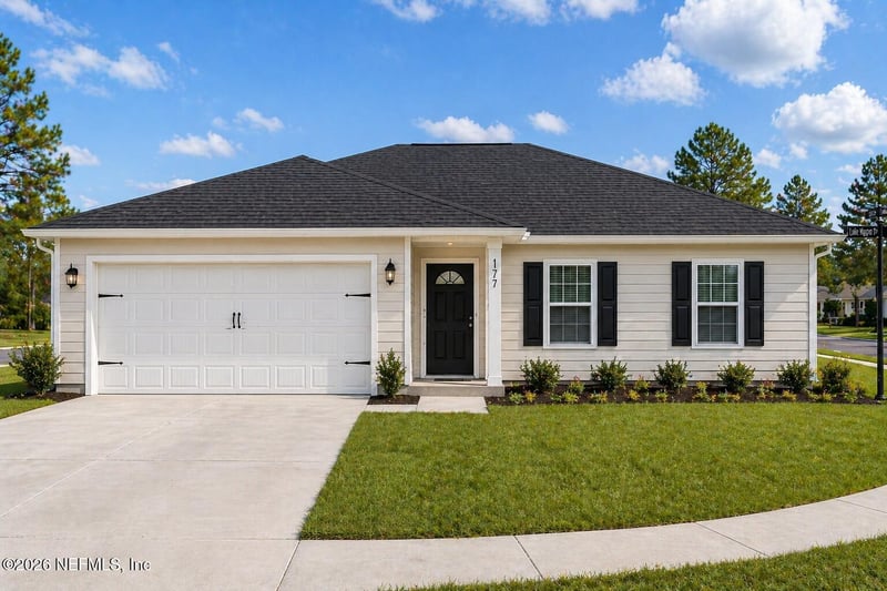 177 Lake Margo Dr, Satsuma, FL 32189