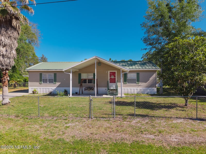 106 Wateroak Rd, Satsuma, FL 32189