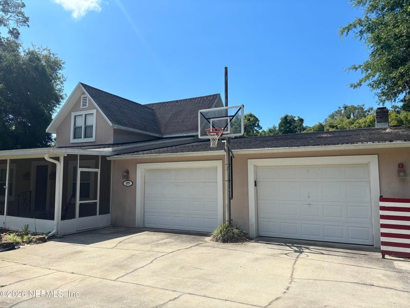 177 Central Ave, San Mateo, FL 32187