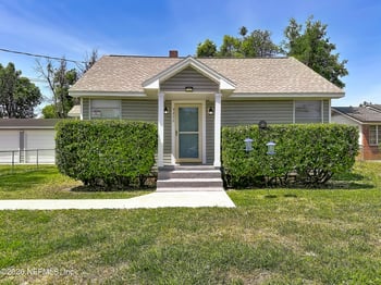 9232 Adams Ave, Jacksonville, FL 32208