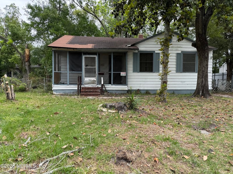 1037 Westbrook Cir, Jacksonville, FL 32209