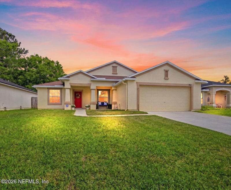 915 Bonaparte Landing Ct, Jacksonville, FL 32218