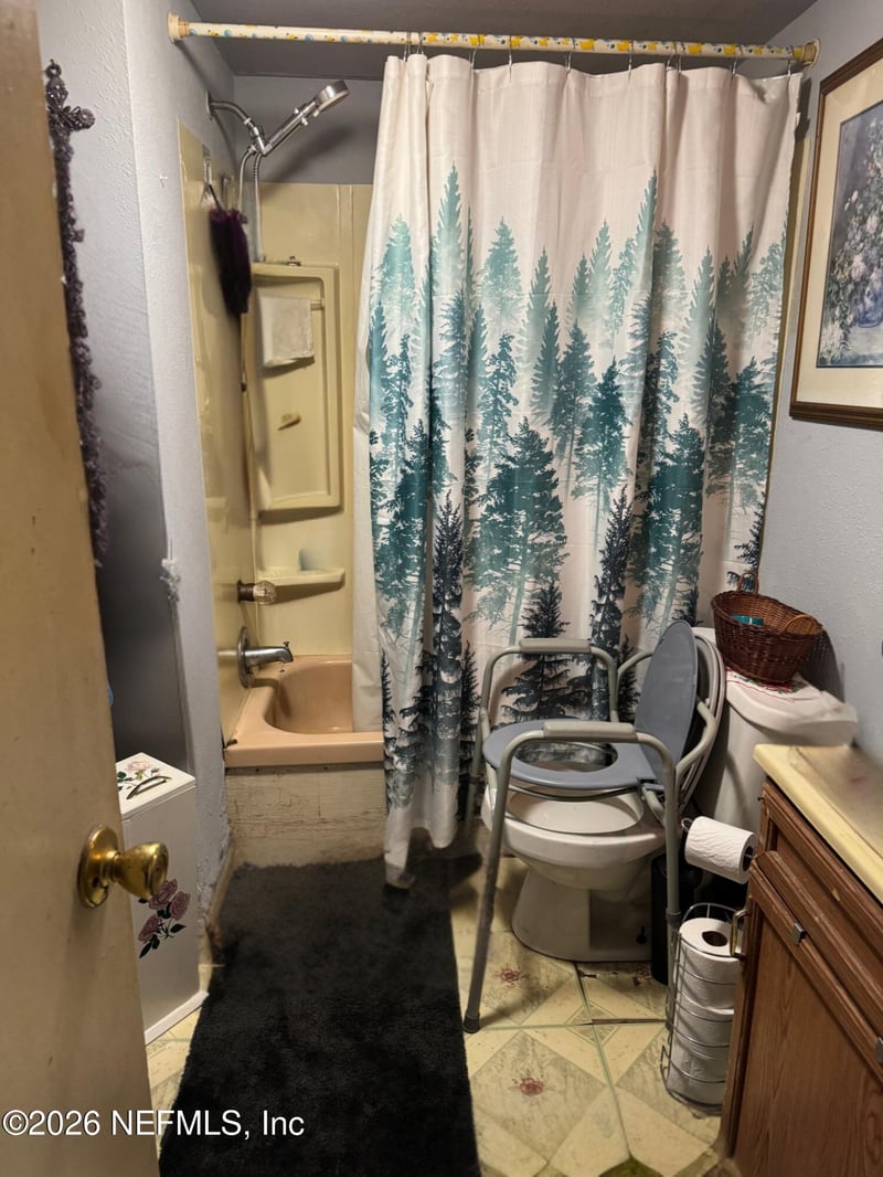 830 Johns Ave, Orange Park, FL 32065
