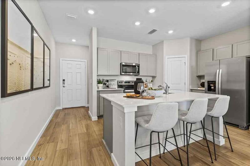 166 Brazil Nut Cir, Jacksonville, FL 32218