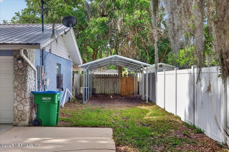 535 Prospect St, Crescent City, FL 32112