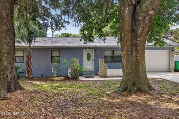 535 Prospect St, Crescent City, FL 32112