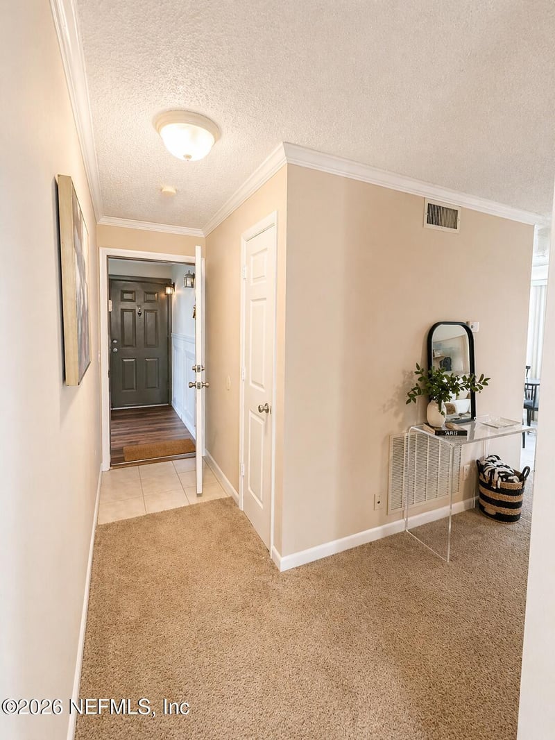 5811 Atlantic Blvd #215, Jacksonville, FL 32207