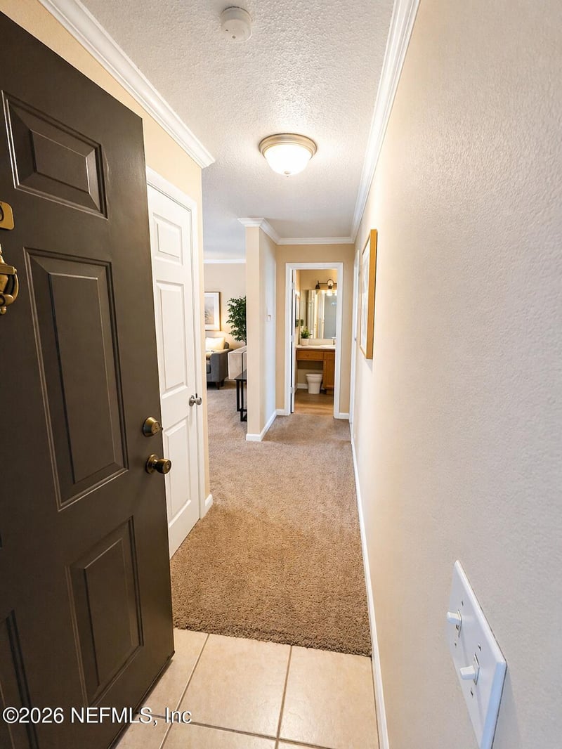 5811 Atlantic Blvd #215, Jacksonville, FL 32207