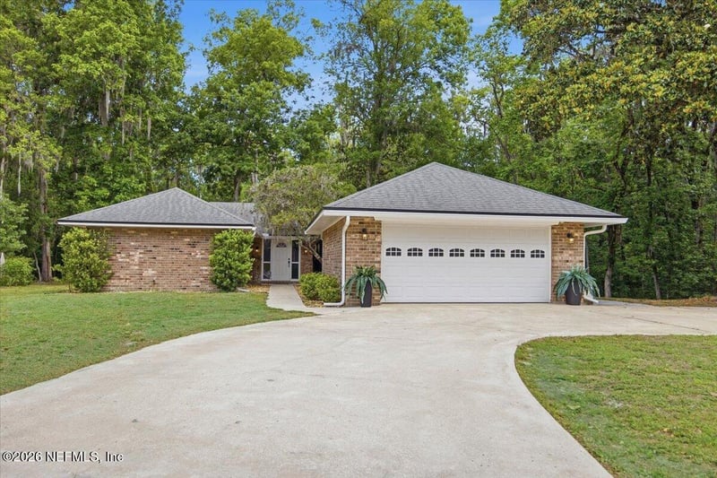 8613 Osprey Ln, Jacksonville, FL 32217