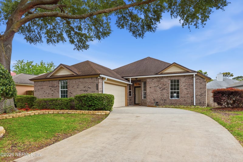 2192 The Woods Dr, Jacksonville, FL 32246