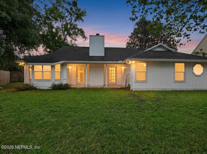 8831 Bandera Cir, Jacksonville, FL 32244