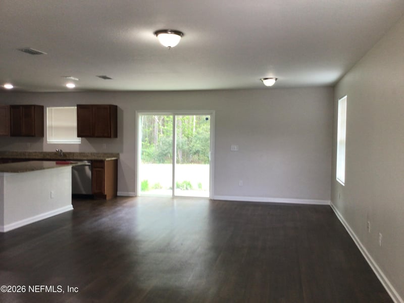 7118 Plymouth Grove Ct, Jacksonville, FL 32220