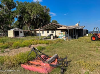 550 Cedar Creek Rd #2, Palatka, FL 32177