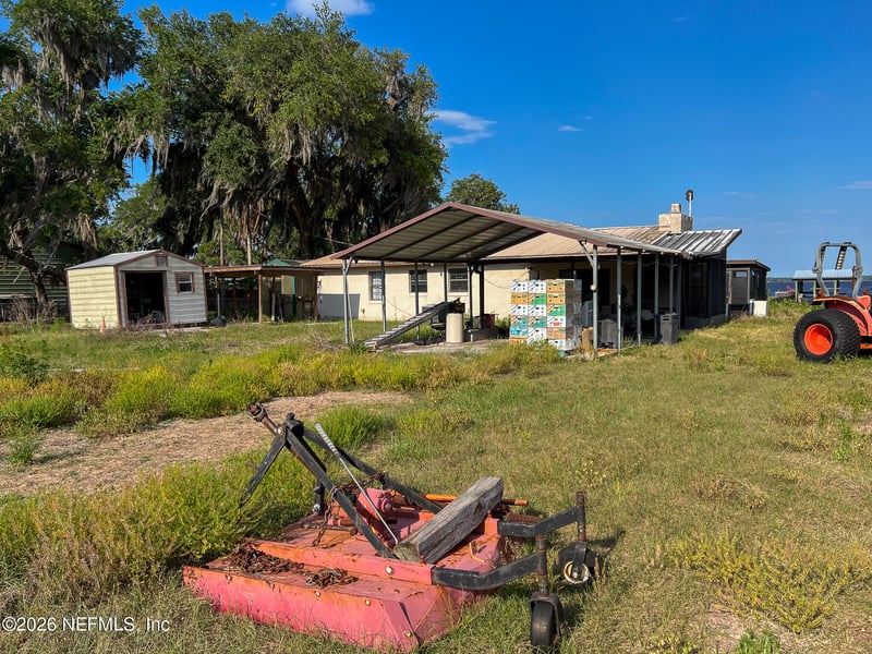 550 Cedar Creek Rd #2, Palatka, FL 32177