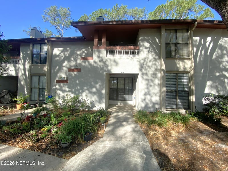 605 Clubhouse Ct, Jacksonville, FL 32256