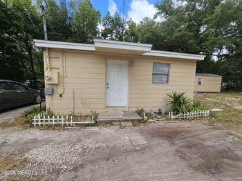 10502 Wooster Dr, Jacksonville, FL 32218