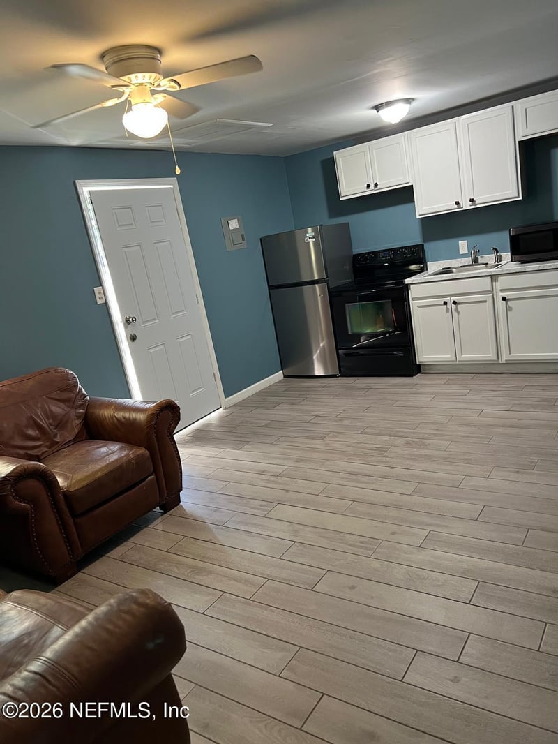 10502 Wooster Dr, Jacksonville, FL 32218