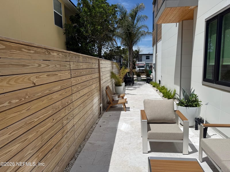 422 9th Ave, Jacksonville Beach, FL 32250