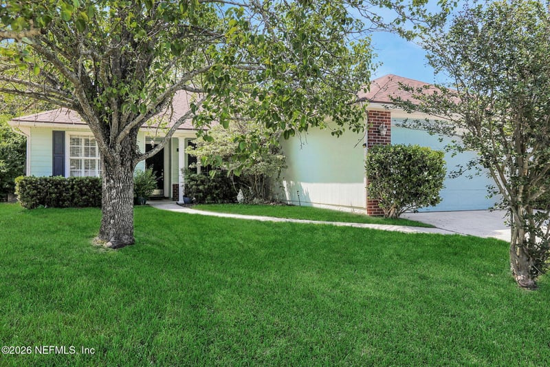 2010 Las Brisas Way, Jacksonville, FL 32224