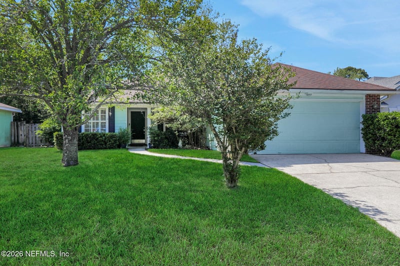 2010 Las Brisas Way, Jacksonville, FL 32224