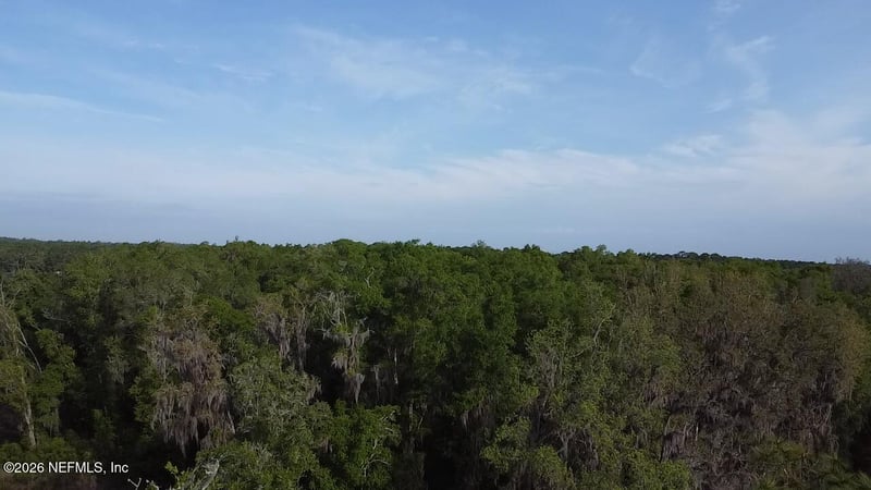 427 West St, Interlachen, FL 32148