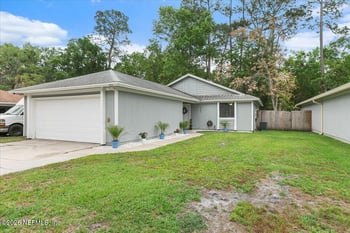 4334 Lake Woodbourne Dr, Jacksonville, FL 32217