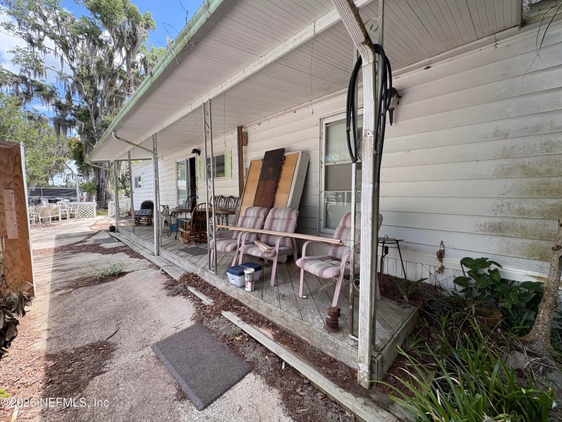 161 Smith Ln, Satsuma, FL 32189