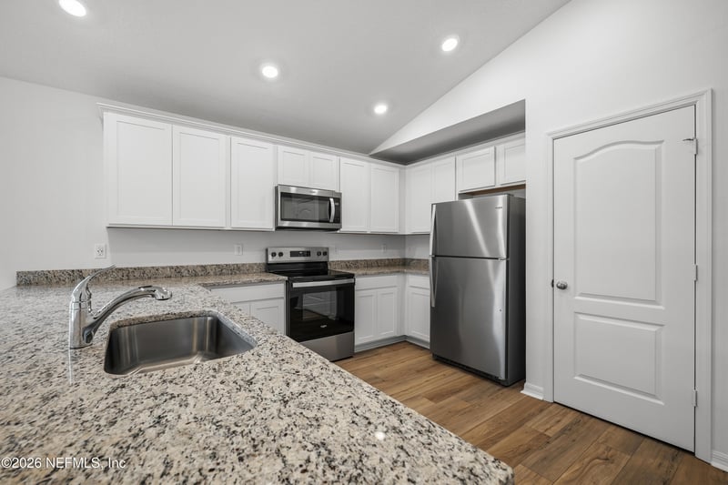 6936 Myrtle Oak Rd, Jacksonville, FL 32219