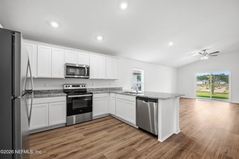 6895 Myrtle Oak Rd, Jacksonville, FL 32219